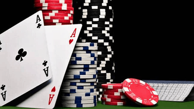 Tìm hiểu về game bài online hot nhất hiện nay – Poker