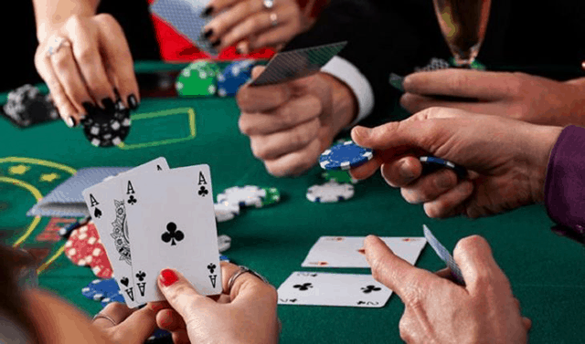 Tìm ra những cách chơi Poker hiệu quả nhất