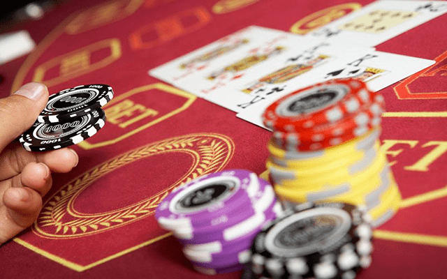 Những điều cần biết khi chơi Baccarat casino ăn tiền online