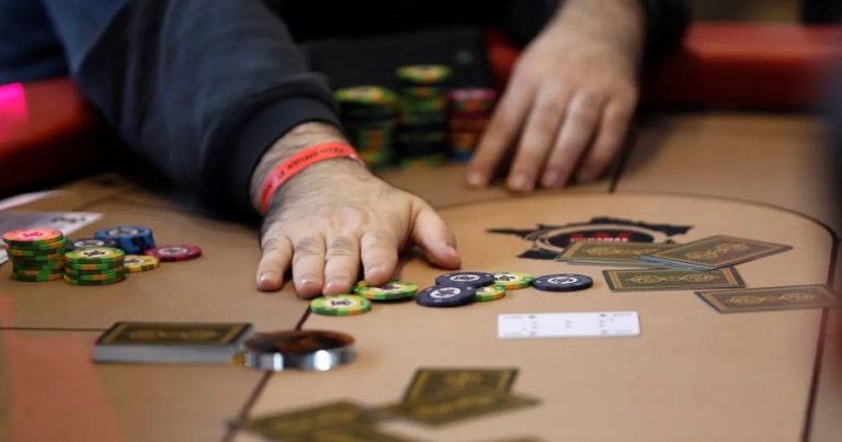 Những khả năng cần thiết trong Poker để người chơi đánh bại được đối thủ